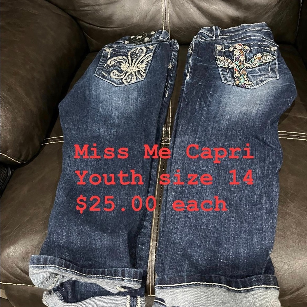 Youth miss me capris size 14